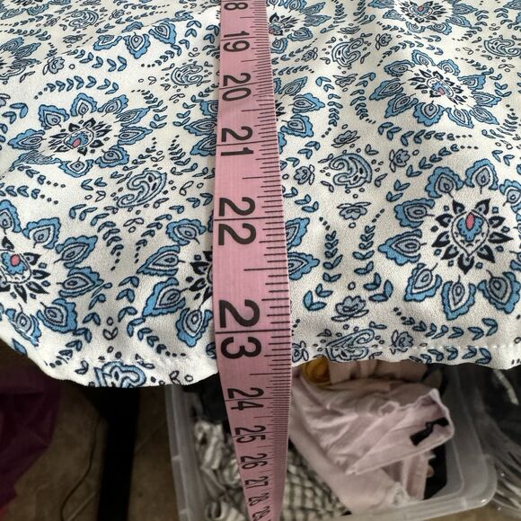 Loft Womens Blouse Sz Medium Floral Blue Sleeveless Keyhole Modern Trendy Casual - Picture 9 of 10